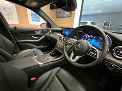 2022 MERCEDES-BENZ
GLC 300 4MATIC