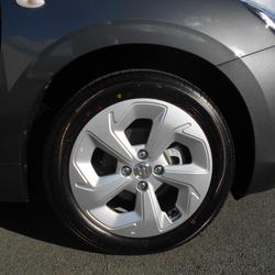 2025 Suzuki Swift Hybrid Plus