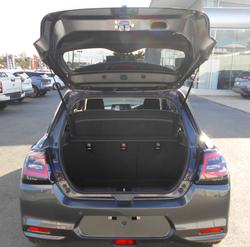 2025 Suzuki Swift Hybrid Plus