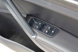 2016 VOLKSWAGEN GOLF 110 TSI HIGHLINE