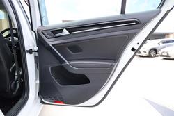 2016 VOLKSWAGEN GOLF 110 TSI HIGHLINE