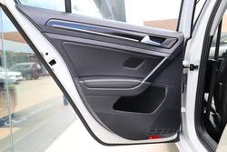 2016 VOLKSWAGEN GOLF 110 TSI HIGHLINE