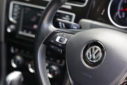 2016 VOLKSWAGEN GOLF 110 TSI HIGHLINE