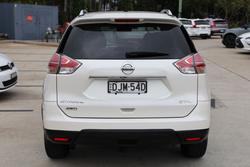 2016 NISSAN X-TRAIL ST-L (4x4)