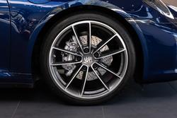 2019 Porsche 911 Carrera