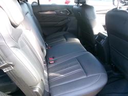 2023 ISUZU MU-X LS-T (4x4)