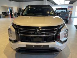 2026 MITSUBISHI Outlander LS