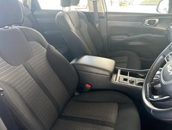 2022 Kia
Sorento S