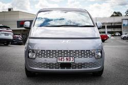 2025 Hyundai
                STARIA 