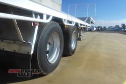 2003 Lusty 16 Pallet Dropdeck with Ramps