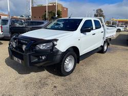 2023 ISUZU
                D-MAX SX