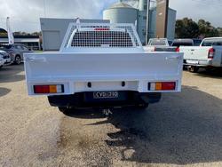 2023 ISUZU
                D-MAX SX