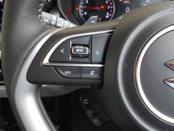 2025 Suzuki Swift Hybrid GLX