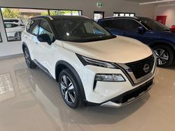 2025 NISSAN XTRAIL TI