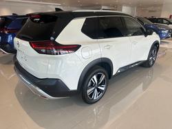 2025 NISSAN XTRAIL TI