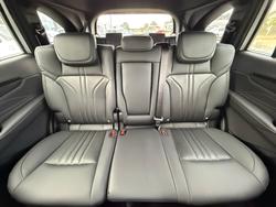 2026 Isuzu MU-X LS-T