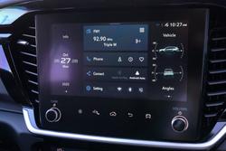 2025 Isuzu
MU-X LS-T