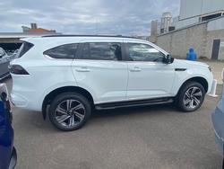 2025 ISUZU MU-X LS-T