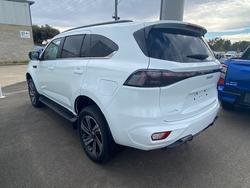 2025 ISUZU MU-X LS-T