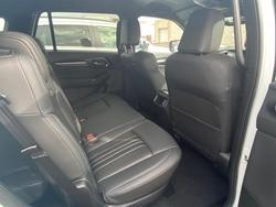 2025 ISUZU MU-X LS-T