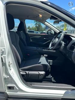 2023 Nissan X-TRAIL ST