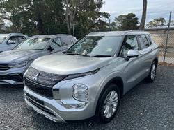 2024 MITSUBISHI Outlander LS
