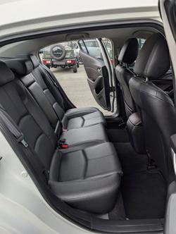 2016 MAZDA 3 SP25