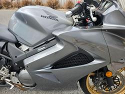 2010 Honda  VFR800F