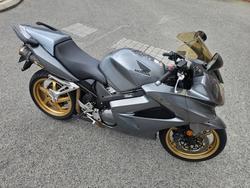 2010 Honda  VFR800F