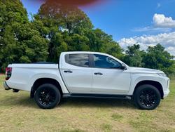 2023 MITSUBISHI TRITON GLX-R