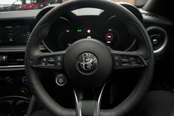 2023 Alfa Romeo Stelvio Ti