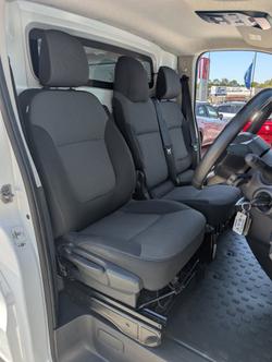2023 RENAULT TRAFIC SWB PRO