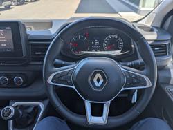 2023 RENAULT TRAFIC SWB PRO