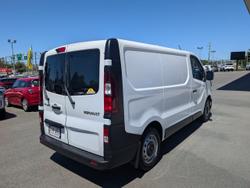 2023 RENAULT TRAFIC SWB PRO