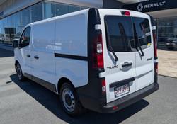 2023 RENAULT TRAFIC SWB PRO