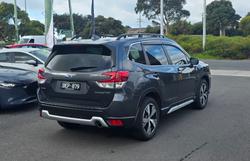 2020 Subaru Forester 2.5i-S