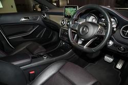 2016 Mercedes-Benz
GLA-Class GLA180