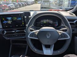 2025 Renault Duster Techno