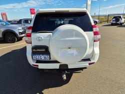 2017 Toyota Prado GX White
