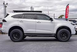 2025 Isuzu MU-X LS-U