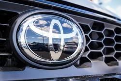 2025 Toyota HILUX SR5