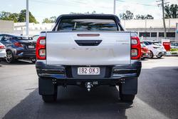 2025 Toyota HILUX SR5
