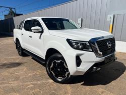 2025 Nissan Navara ST-X