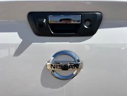 2025 Nissan Navara ST-X