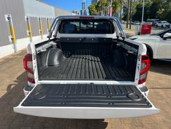 2025 Nissan Navara ST-X