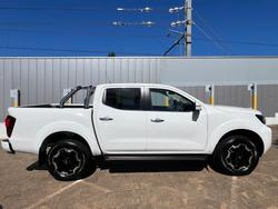 2025 Nissan Navara ST-X