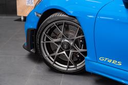2023 Porsche 718 Cayman GT4 RS