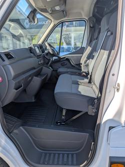 2024 RENAULT MASTER LWB