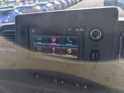 2024 RENAULT MASTER LWB