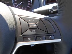 2025 Nissan Navara ST